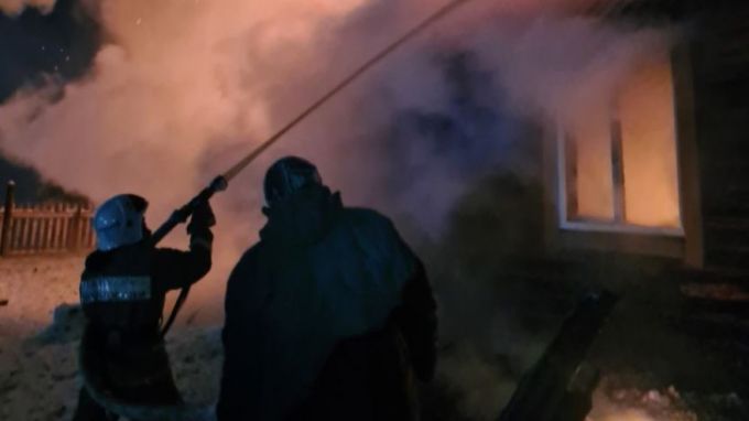 Во время пожара в селе Овгорт погиб мужчина