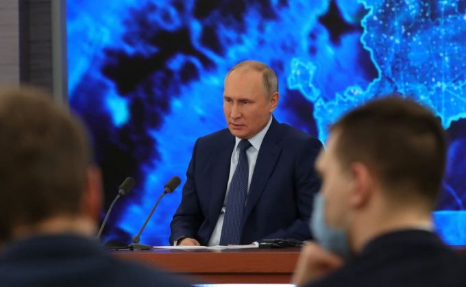 Ямальские журналисты участвуют в 17-й пресс-конференции Владимира Путина