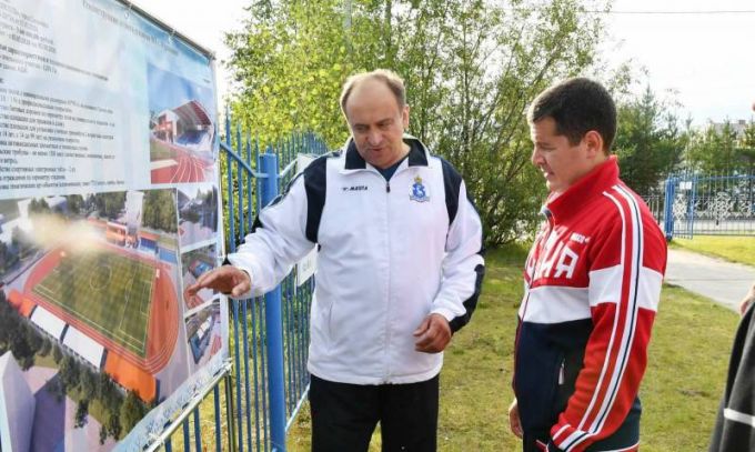 В Муравленко реконструируют летний стадион