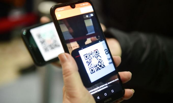 Законопроект о введении QR-кодов на транспорте рассматривать не будут