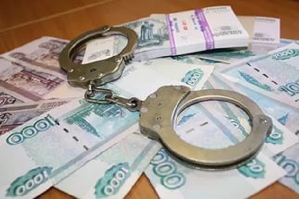 Директор организации в Тарко-Сале недоплатил 22 млн налогов