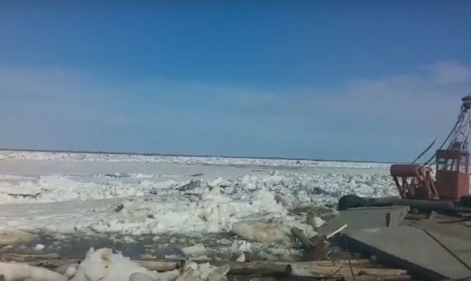 Ледоход по Ямалу идет быстро