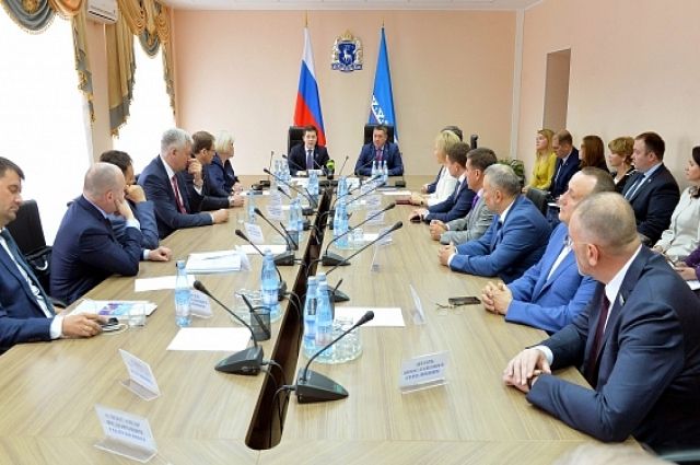 Дмитрий Артюхов встретился с депутатами Законодательного собрания ЯНАО