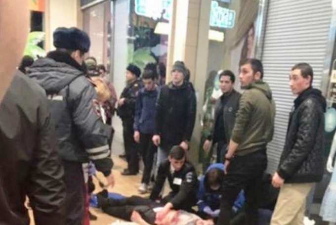В отношении ямальца, устроившего поножовщину в ТРЦ «Солнечный», возбуждено уголовное дело
