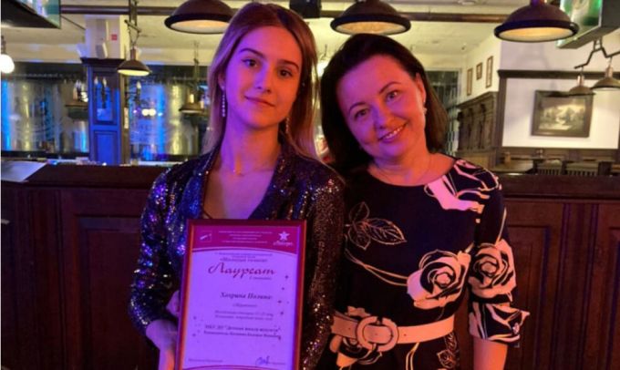 Полина Хохрина из Муравленко победила на всероссийском конкурсе «Молодые голоса»
