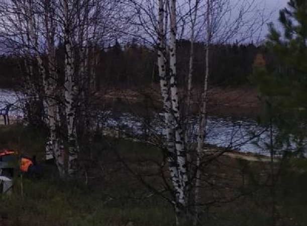 В Пуровском районе ищут рыбака. По данным МЧС, он мог утонуть
