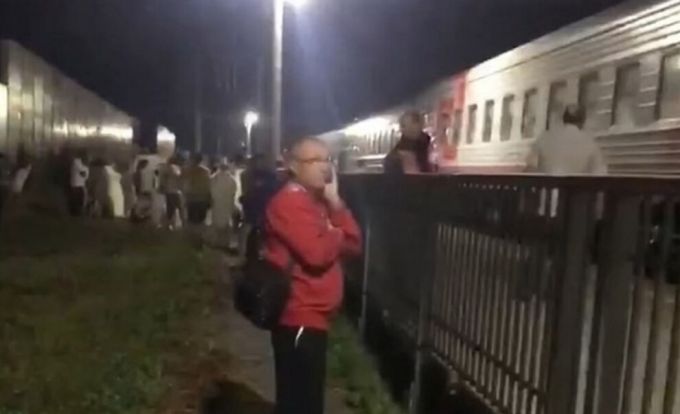 В поезде Оренбург — Новый Уренгой саперы искали взрывчатку
