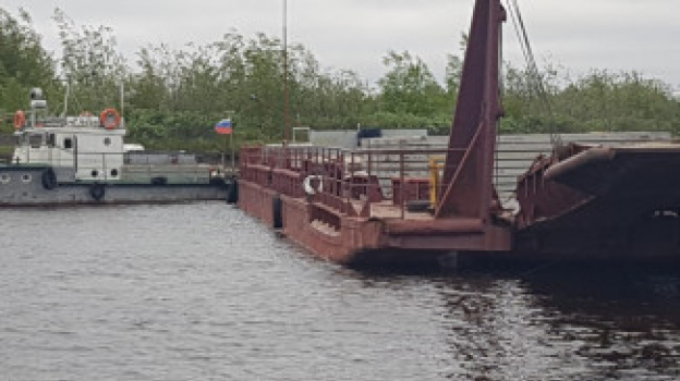 В районе Лабытнанги терпит бедствие речное судно