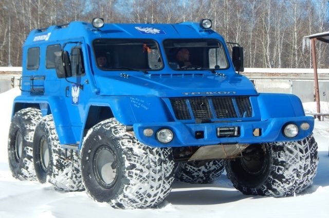 Почтовые посылки по ямальской тундре будет развозить новый вездеход
