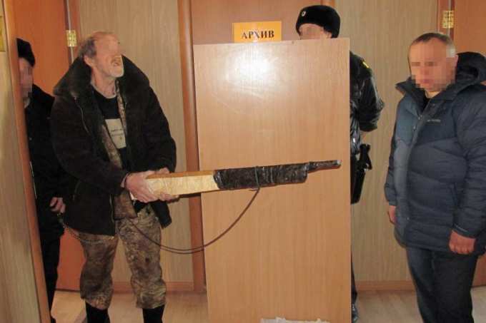 Убийство в сторожке: бомжа-пенсионера из Пуровского района отправили в колонию