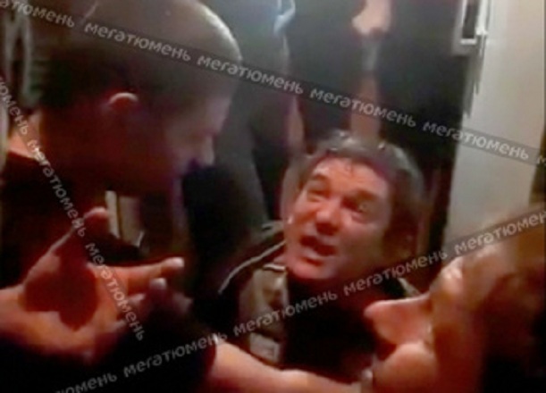 В Тюмени вооруженный вахтовик из Нового Уренгоя напал на пассажиров поезда
