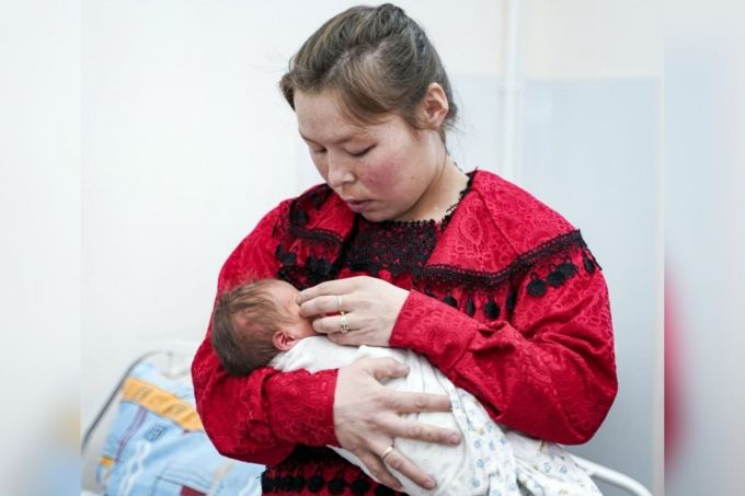 Ямальские медики приняли экстренные роды вне роддома