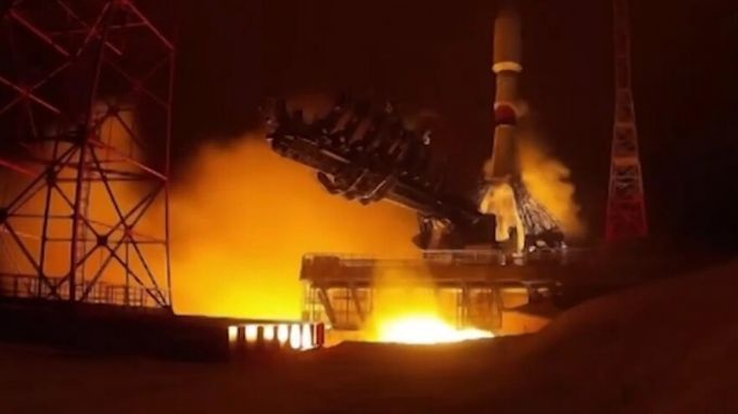 Несколько ямальских дорог названы опасными из-за падения обломков ракет