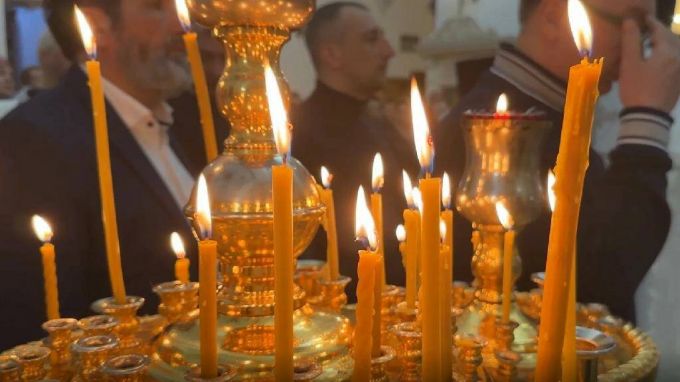 В ЯНАО православные встретили праздник Пасхи