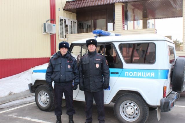 В Муравленко полицейские спасли спасателя