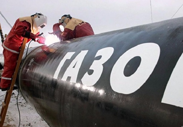 Спасатели ищут место возможной разгерметизации трубопровода газового конденсата на Ямале