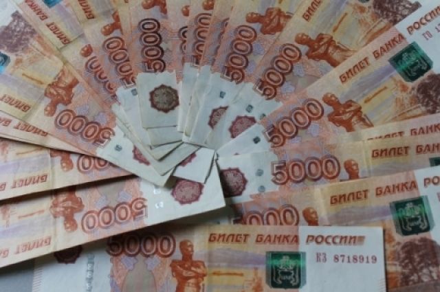 Житель ЯНАО остался без 200 тысяч рублей и без автомобиля