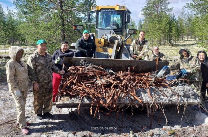 В Муравленко вывезли из леса 40 кубометров мусора