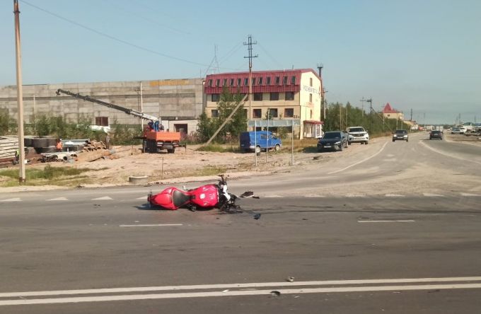 ДТП в Новом Уренгое: пострадал мотоциклист
