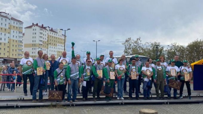 В Новом Уренгое на фестивале «Легенды Севера» выбрали лучшего скульптора