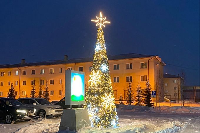 В Пангодах вандалов попросили не портить новогоднюю иллюминацию