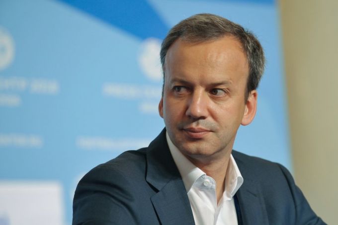 Дворкович: экономический кризис только начинается