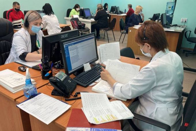 Кол-центр поликлиники Нового Уренгоя перевели на ежедневный режим работы
