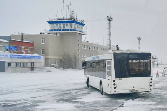 Из-за непогоды отложены два вертолетных рейса из Нового Уренгоя