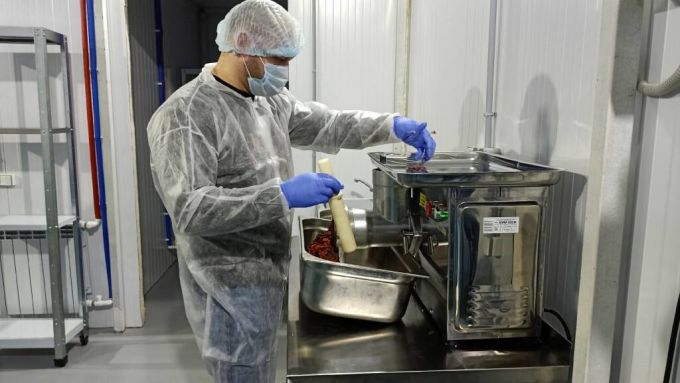 Чипсы и хворост. Цех переработки оленины заработал в Салехарде