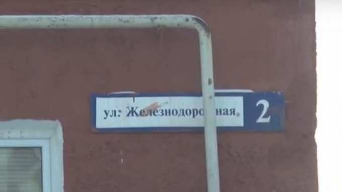 Прокуратура проверила новоуренгойский многоквартирник, который после капремонта оккупировала плесень
