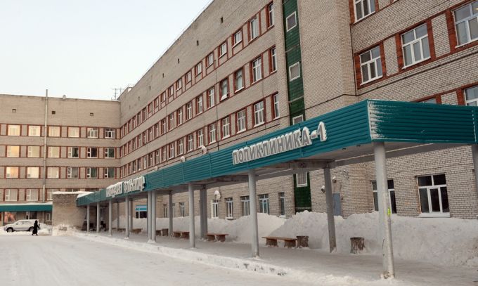 В Новоуренгойскую ЦГБ госпитализируют девять рабочих Сабетты, контактировавших с больным коронавирусом
