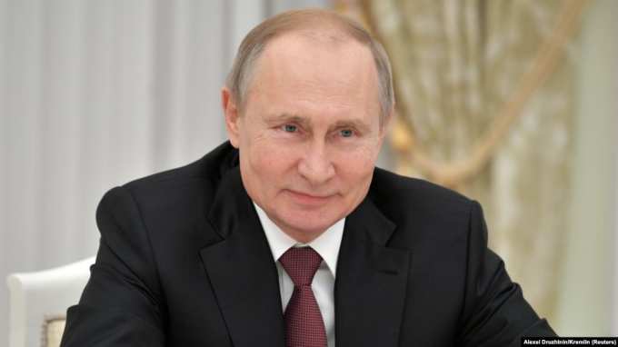 Путин оправдал избиение россиян дубинками