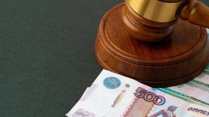 В Пуровском районе мужчину осудят за взяточничество в значительном размере