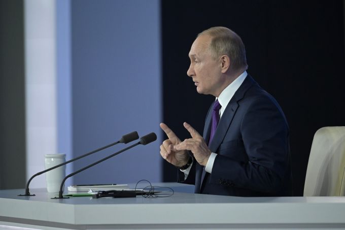 Семнадцатая пресс-конференция Владимира Путина: самые интересные высказывания