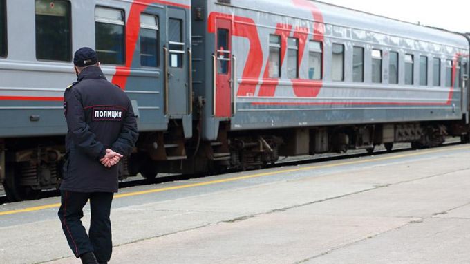 В вагоне поезда Уфа – Новый Уренгой найдено тело молодого мужчины  