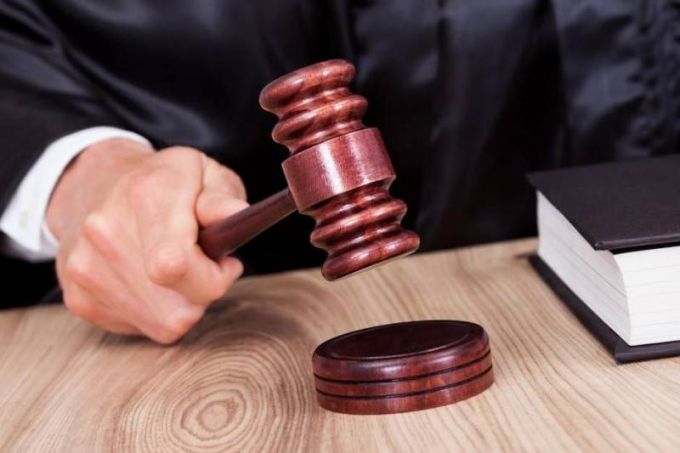 Ямалец отправится в колонию за размахивание ножом перед полицейским