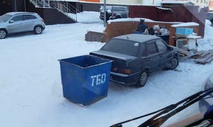 В Тарко-Сале мусоровозы объявили войну автохамам