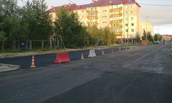 В Лабытнангах просела площадка сразу после асфальтирования. Будет вторая попытка