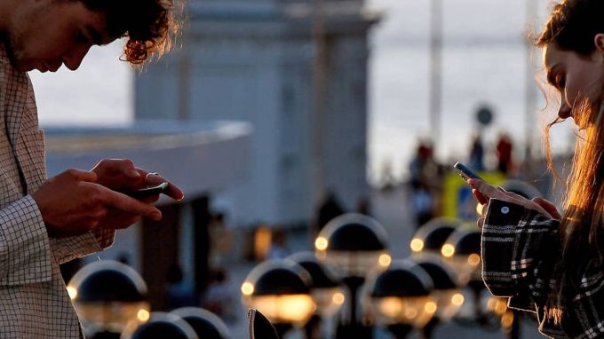 Сотовые операторы повысили цены на действующие тарифы