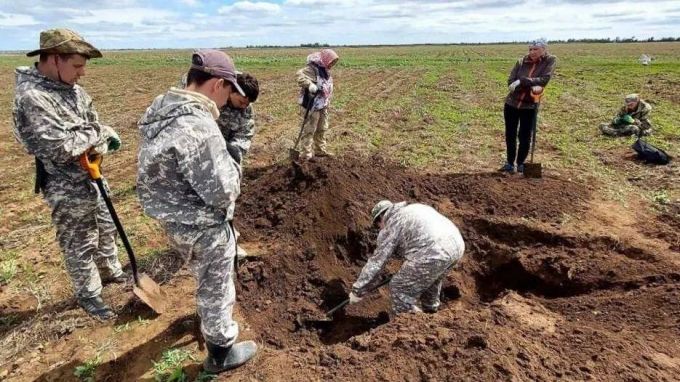Ямальские поисковики приняли участие в акции «Вахта Памяти — 2023»