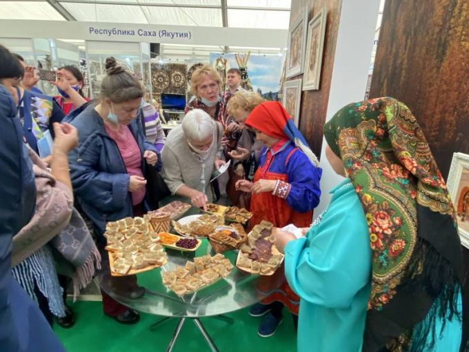 В Москве дегустировали хантыйское питание: «Можно продержаться целый день»