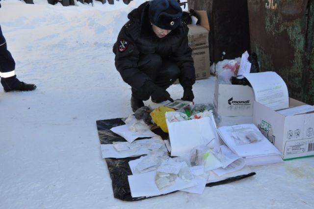 В Новом Уренгое сожгли более 2,5 килограммов наркотических веществ