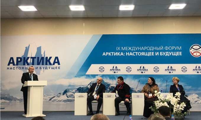 Ямальский депутат на международном форуме поделился опытом господдержки кочевников