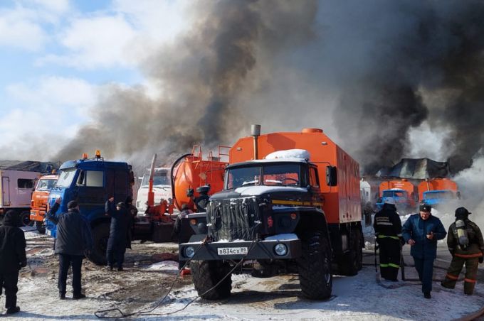 В городе ЯНАО сгорело жилое общежитие