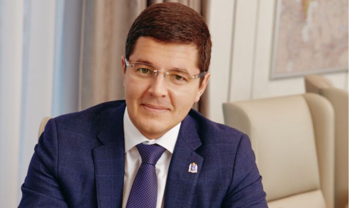Дмитрий Артюхов поздравил ямальских геологов с профессиональным праздником