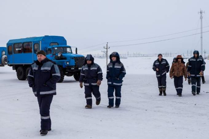 Голодающие вахтовики с Ямала едут на митинг в Санкт-Петербург