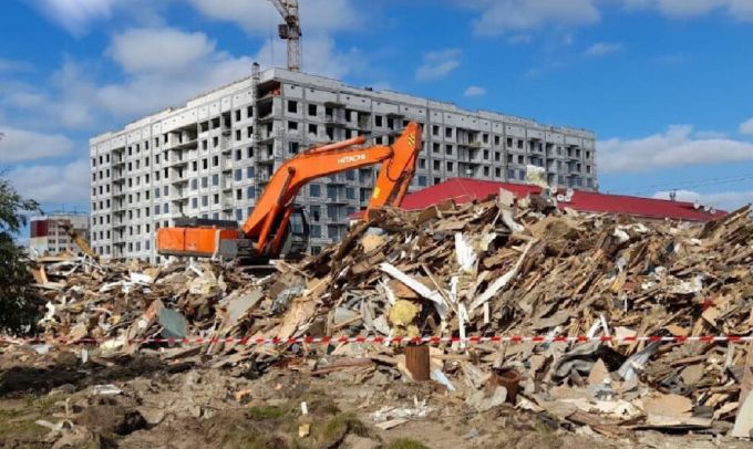 В Новом Уренгое до конца года снесут около 100 аварийных домов