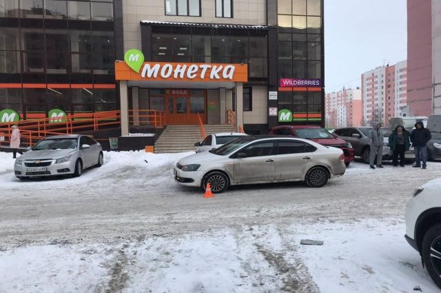 В Пуровском районе сбили ребенка, который перебегал дорогу