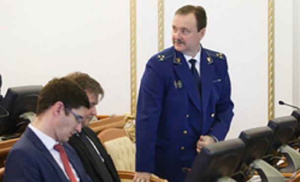 Перестановки в прокуратурах Зауралья и ЯНАО запускают ротацию по стране