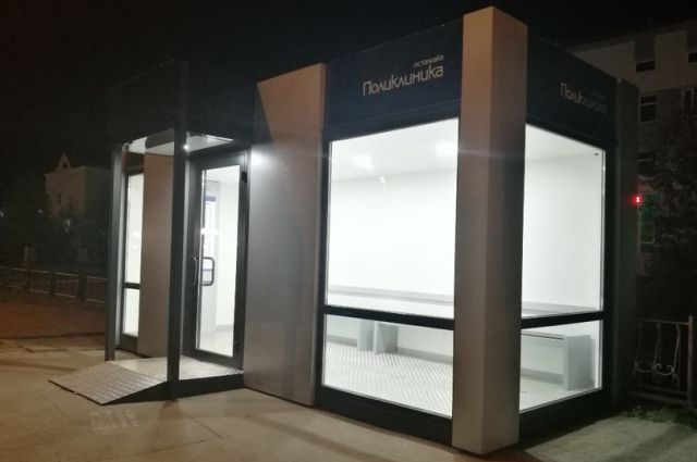 В Лабытнанги появилась автобусная остановка с подогревом